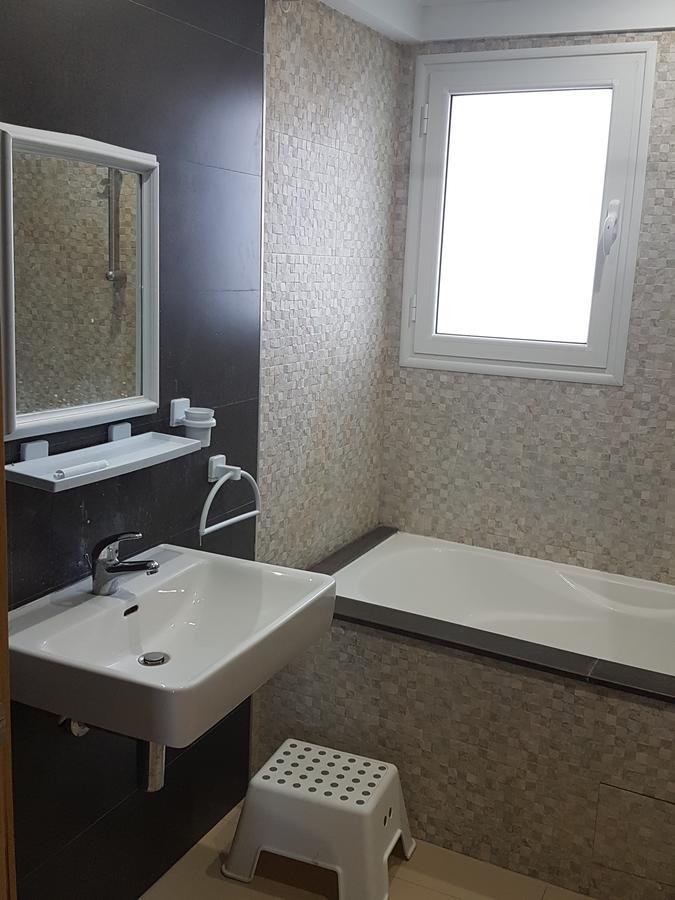 Appartement Ain Zaghouan Apart In Front Of Tunis Mall Lac 2 Extérieur photo